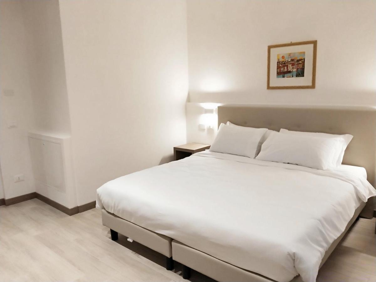 Via Poma Apartments&Rooms Verona Exterior photo