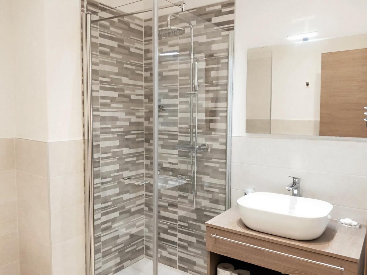 Via Poma Apartments&Rooms Verona Exterior photo