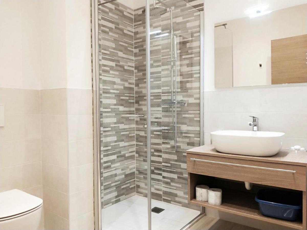 Via Poma Apartments&Rooms Verona Exterior photo