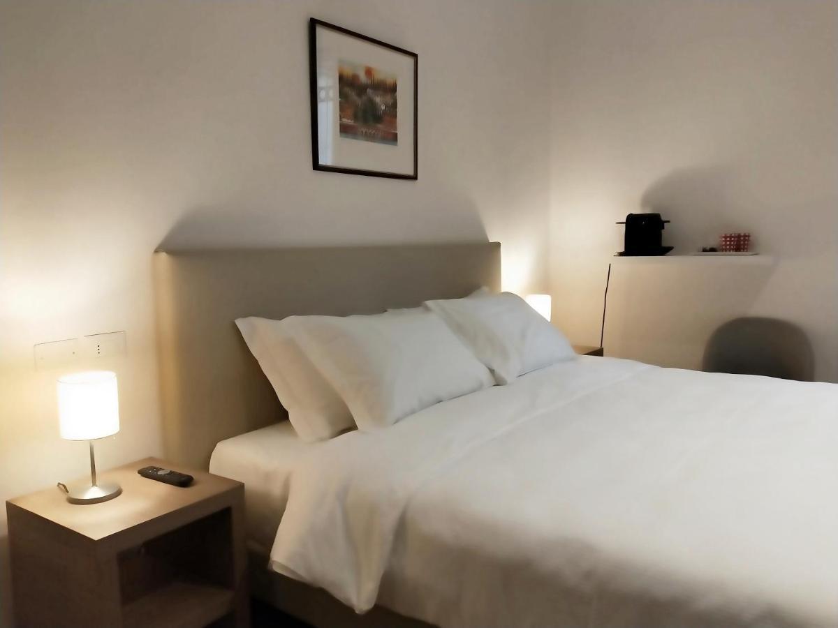 Via Poma Apartments&Rooms Verona Exterior photo