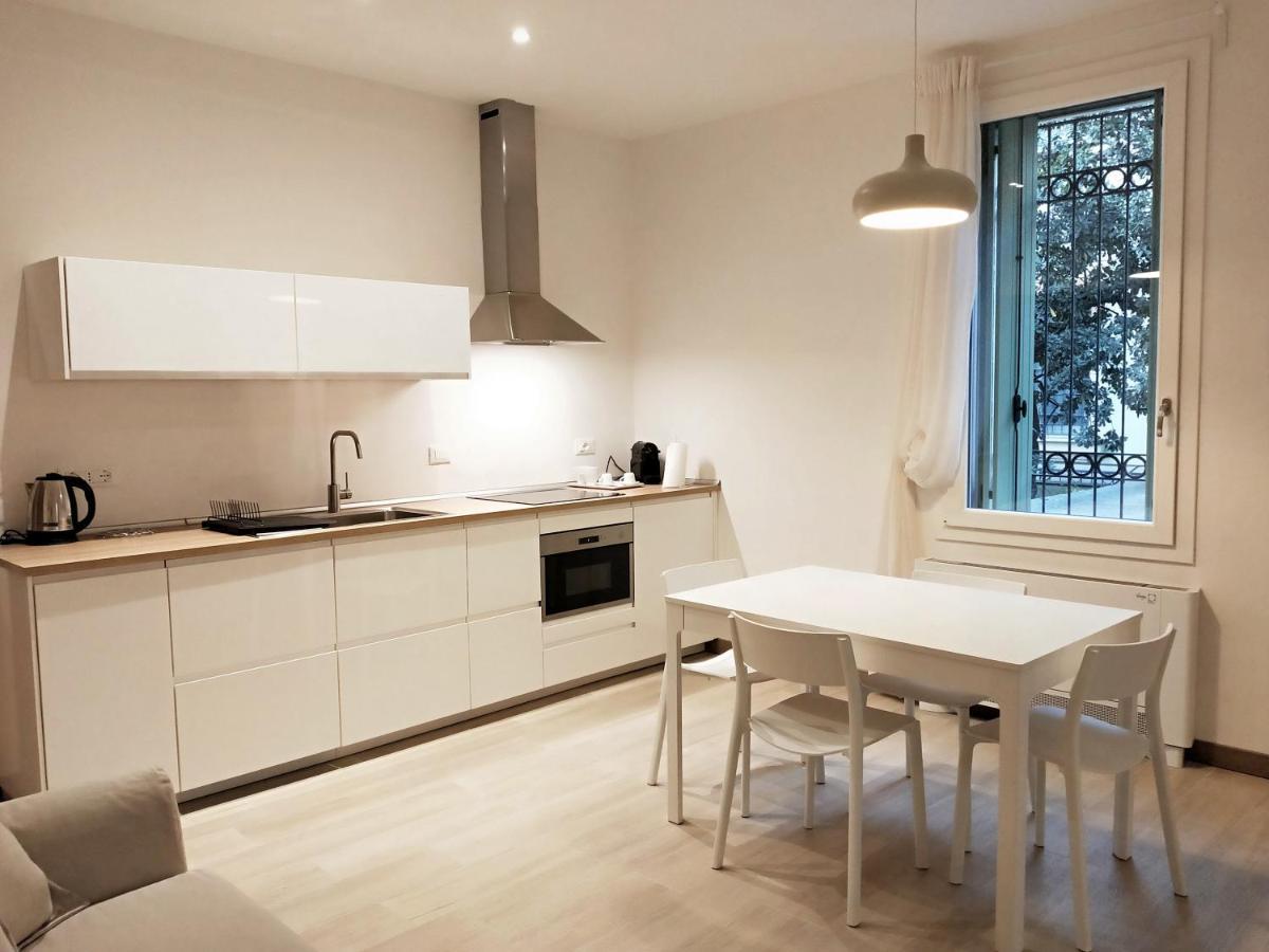 Via Poma Apartments&Rooms Verona Exterior photo